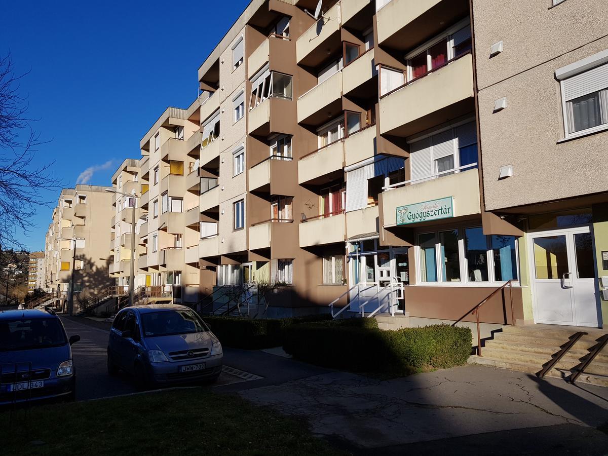 Hegyalja Apartman زالاجيرسيج المظهر الخارجي الصورة