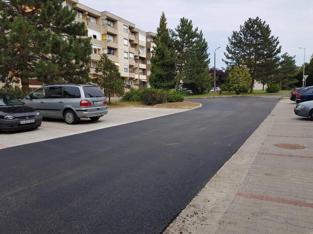 Hegyalja Apartman زالاجيرسيج المظهر الخارجي الصورة
